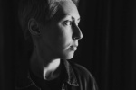 НЕ В СТОРОНЕ. &laquo;Я не понимаю, как можно пройти мимо, когда видишь, что рядом умирает собака&raquo;. Люда &mdash; о предательстве, выгорании и шансе на жизнь