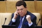 Иосиф Кобзон предложил приостановить дипотношения с США