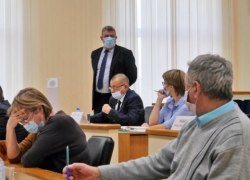 Бюджет района — слишком маленькое одеяло. Депутаты районной Думы обсудили доходы, расходы и долги муниципалитета