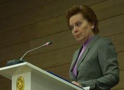 Комарова пообещала югорчанам трудности и призвала «беречь родные гены» Комарова пообещала югорчанам трудности и призвала «беречь родные гены»