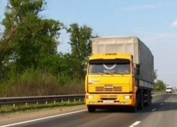 Едешь на фуре – плати: в России введут дорожные сборы Едешь на фуре – плати: в России введут дорожные сборы