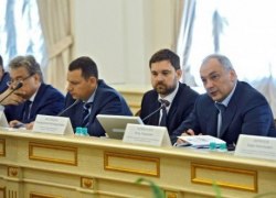 Администрация президента собрала губернаторов на спецсовещание: округу угрожают войны мигрантов
