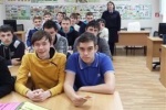 На вопрос &laquo;Легко ли быть профессионалом?&raquo; ответили госавтоинспекторы Советского района студентам политехнического колледжа