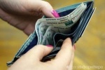 Россияне будут тратить на еду больше половины бюджета
