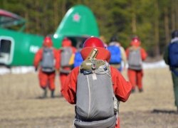 Как оно там, в воздухе! Один день из жизни парашютистов-пожарных (ФОТО, ВИДЕО)