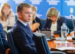 Охлопкова заставили «съесть шляпу» Охлопкова заставили «съесть шляпу»