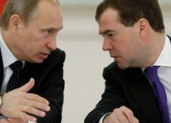 Владимир Путин и Дмитрий Медведев поздравили югорчан с юбилеем округа