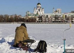 Жители ХМАО похвастались фотографиями огромных щук. Фото