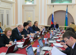 Дефицитным районам Югры выделят миллиард