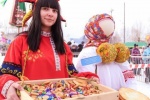 Блины, чучело и балаган. В Советском жгли по полной!