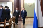 Правительство России ушло в отставку