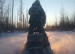 МЕСТНЫЙ ЖИТЕЛЬ ГОРОДА ЮГОРСКА СПАС ЖИЗНЬ СВОИМ ПОТЕРЯВШИМСЯ ДРУЗЬЯМ