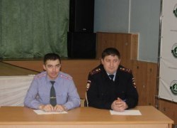 Полицейские в городе Советский отчитались перед населением