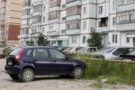 Депутаты Думы Югры предлагают вернуть ответственность за парковку автомобилей на газонах