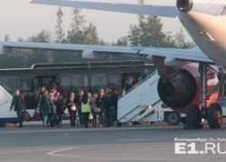 Уехали, чтобы "вкусить лучшей жизни": большинство россиян не осуждают навсегда покидающих страну