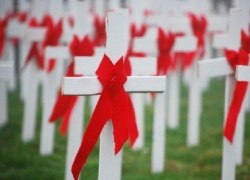 Главный федеральный борец со СПИДом: Ситуация с распространением ВИЧ в России достигла уровня национальной катастрофы