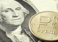 Курс доллара превысил 93 рубля на бирже