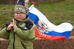 Мы будем гордиться Россией на 8% сильнее: правительство подготовило новую программу патриотического воспитания за 1,8 млрд рублей