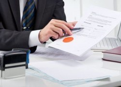 Изменения в действующий контракт довели должностное лицо до суда Изменения в действующий контракт довели должностное лицо до суда