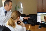 Жителей российских отдаленных деревень будут лечить через Skype