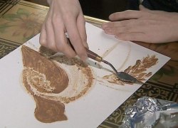 В Советском учат рисовать... шоколадом