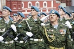 Праздник настоящих мужчин. Россияне отмечают День защитника Отечества
