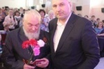 ВРУЧЕНИЕ ЮБИЛЕЙНЫХ МЕДАЛЕЙ
