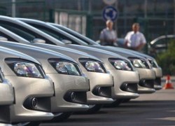 «Автостат»: В России автопроизводители поднимают цены на автомобили