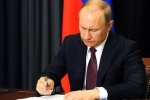 Путин оценил ход выполнения &laquo;майских указов&raquo; в период &laquo;внешних ограничений&raquo;