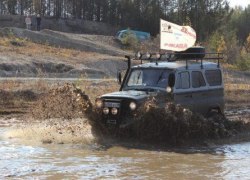 «РОКАДА»: Дух свободы перемещения в пространстве. В Югорске прошли экстремальные заезды на внедорожниках (ФОТО)