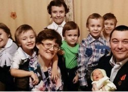 Под письмом Владимиру Путину в защиту многодетной матери, обвиненной в госизмене, подписались больше 3 тысяч россиян Под письмом Владимиру Путину в защиту многодетной матери, обвиненной в госизмене, подписались больше 3 тысяч россиян