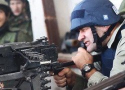 Союз журналистов требует извинений от Михаила Пореченкова, стрелявшего в Донецке из пулемета в каске &laquo;Пресса&raquo;
