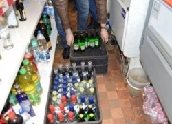 БОЛЕЕ 7 ТЫСЯЧ БУТЫЛОК АЛКОГОЛЬНОЙ ПРОДУКЦИИ ИЗЪЯЛИ ПОЛИЦЕЙСКИЕ В ЮГРЕ