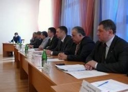 В ЮГОРСКЕ УТВЕРДИЛИ НОВУЮ СТРУКТУРУ ДУМЫ ГОРОДА