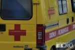 На Серовском тракте водитель вышел из машины и попал под колёса Mitsubishi