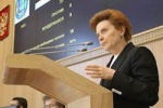 &laquo;2013 ГОД СТАНЕТ ПЕРЕЛОМНЫМ ДЛЯ КОМАРОВОЙ&raquo; ГУБЕРНАТОР ЮГРЫ НАЧИНАЕТ ПОИСК &laquo;КОЗЛОВ ОТПУЩЕНИЯ&raquo;. ИНАЧЕ НЕ СПАСТИСЬ