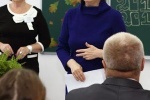Учителя Югры могут оказаться у гробовой доски