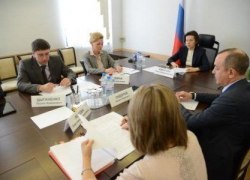 Наталья Комарова считает необходимым искать способы повышения активности собственников
