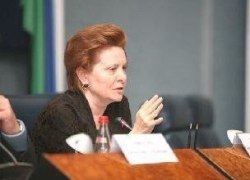НАТАЛЬЯ КОМАРОВА: ФИНАНСИРОВАНИЕ ЦЕЛЕВЫХ ПРОГРАММ В ОКРУГЕ ИДЕТ ПО ПЛАНУ