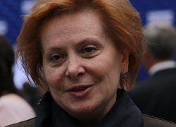 СТОП. СНЯТО! ИЗ КОМАРОВОЙ СДЕЛАЛИ ТЕЛЕЗВЕЗДУ