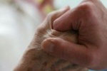 В Югре начнут выдавать сертификаты на социальное обслуживание одиноких граждан старшего поколения и инвалидов