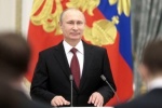 Путин вручает в Кремле награды пяти новым Героям труда РФ