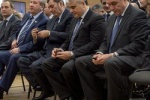 И ЭТО ВСЕ? КОММУНИСТЫ БОГАТЕЮТ, &laquo;СОКОЛЫ ЖИРИНОВСКОГО&raquo; ТЕРЯЮТ МИЛЛИОНЫ, А ЭСЕРЫ ЕЗДЯТ НА BENTLEY. ДЕПУТАТЫ ГОСДУМЫ ОТ ЮГРЫ РАСКРЫЛИ СВОИ ДОХОДЫ. ИЗУЧИТЕ И СРАВНИТЕ