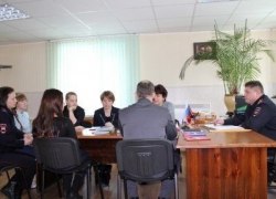 СОТРУДНИКИ ОГИБДД МОМВД РОССИИ &laquo;СОВЕТСКИЙ&raquo; ПРОВЕЛИ &laquo;КРУГЛЫЙ СТОЛ&raquo;