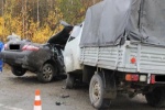 В лобовом столкновении на Серовском тракте погибли два человека