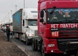Дальнобойщики требуют проведения референдума по &laquo;Платону&raquo; (видео)