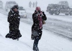Работодатели при опозданиях сотрудников должны учитывать погодные условия